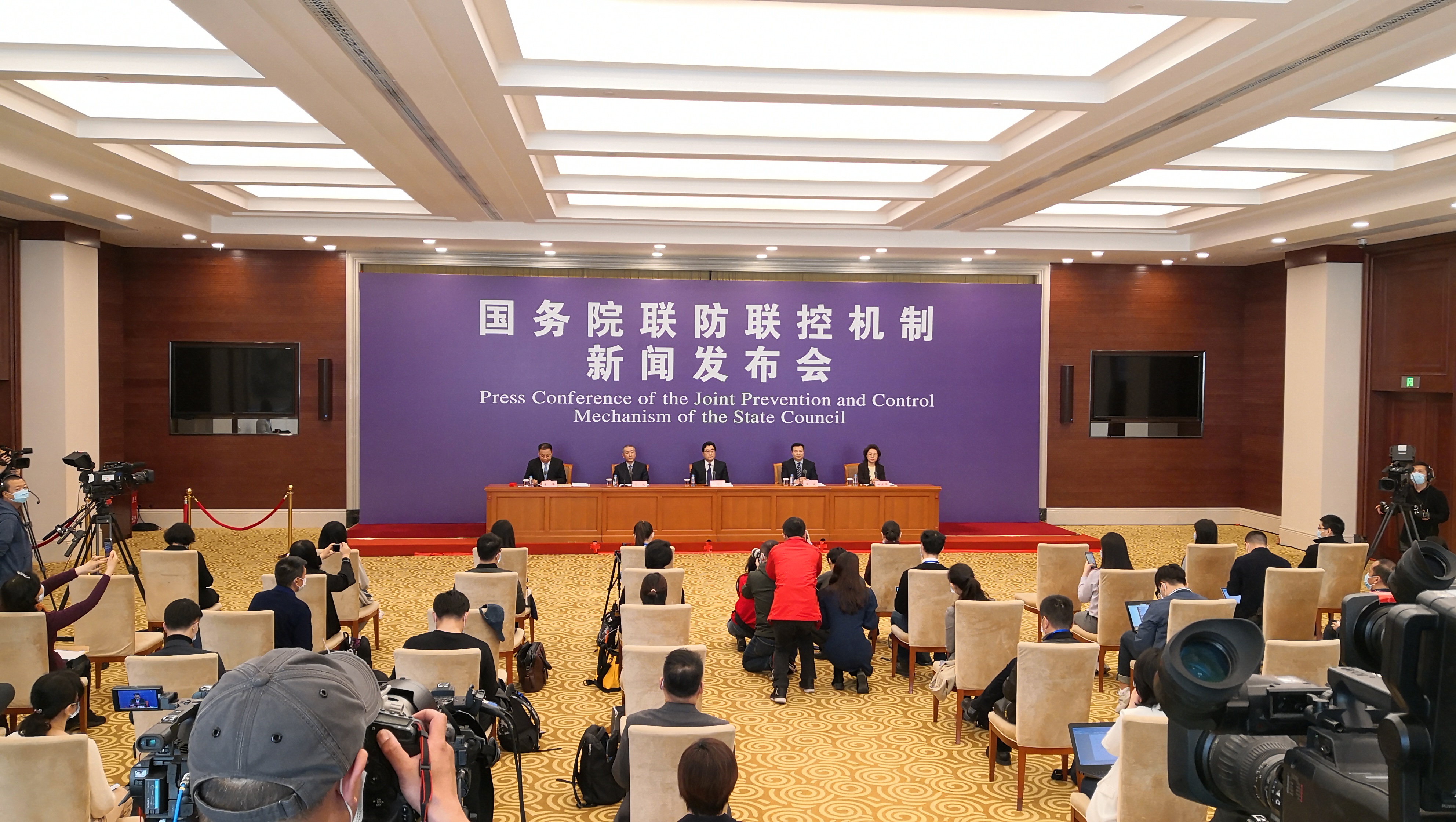 市场监管总局：推动消费维权关口前移，把矛盾化解在源头
