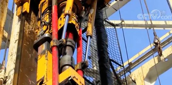 「崩盘」历史性崩盘，“负油价”来了！背后原因竟是“无处安放” 接下来油价怎么走？