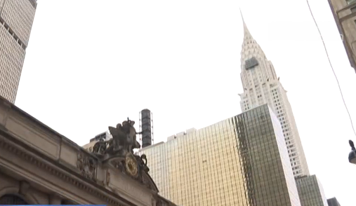 美国国会“带疫复工”遭质疑 美财长:不会有人因此而失去生命