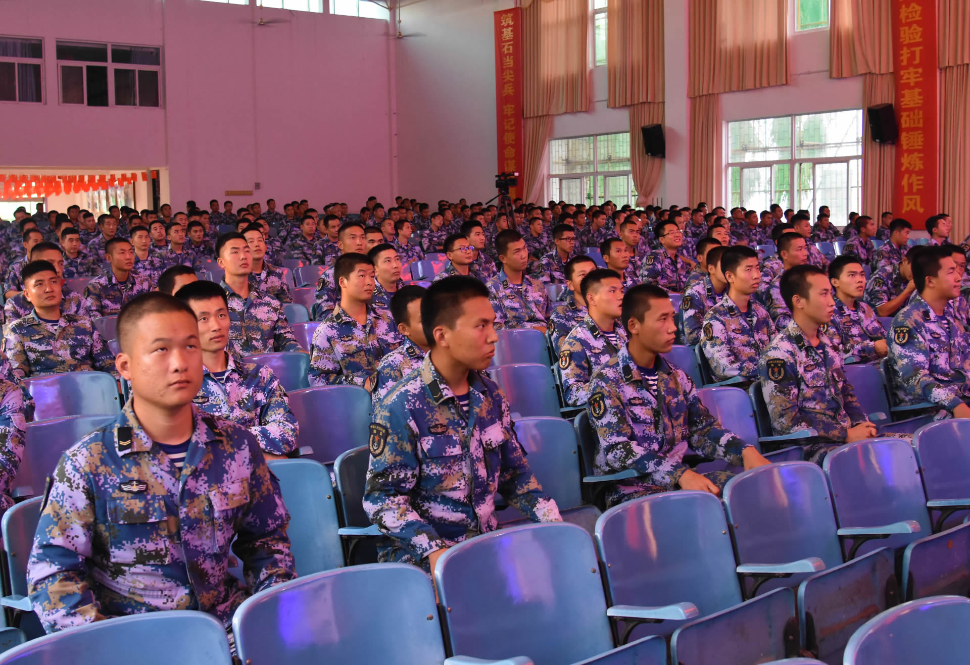 南部战区|南部战区海军航空兵某场站举办“矢志强军 建功海洋”主题演讲比赛