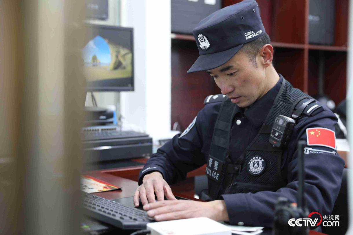 马攸木拉山与女儿悠悠 图6