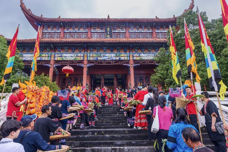 瑶医药节现场(李忠林/摄)