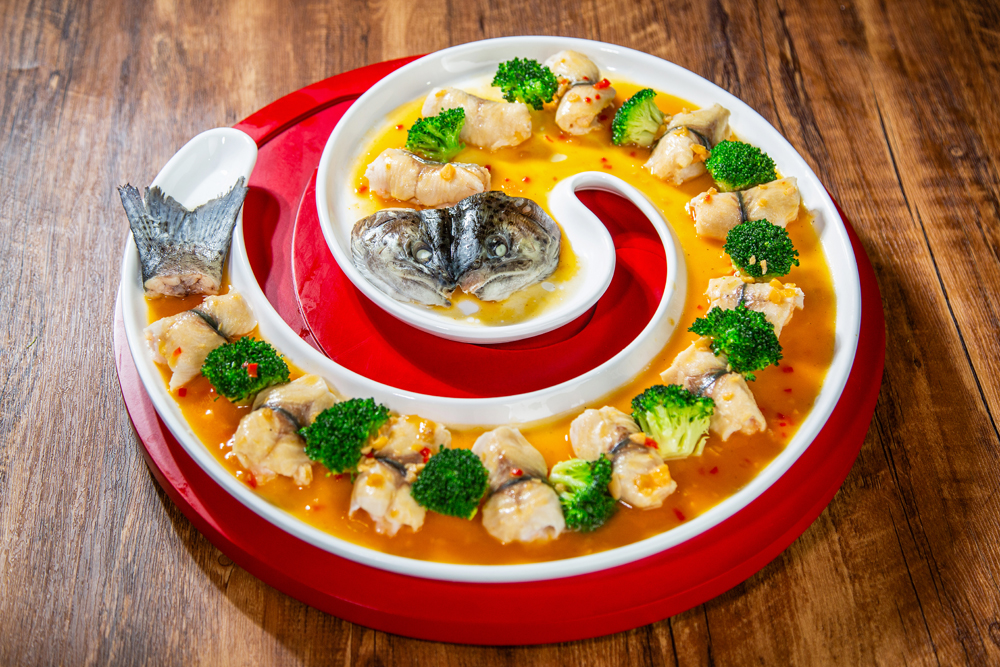 鮮蝦虹鱒魚