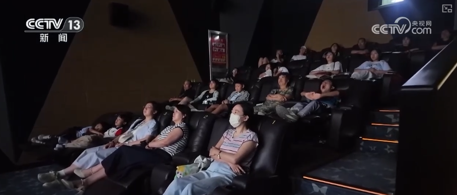 “一键换新”升级体验景区“链接”电影元素激活跨界新玩法释放消费强劲活力(图10)