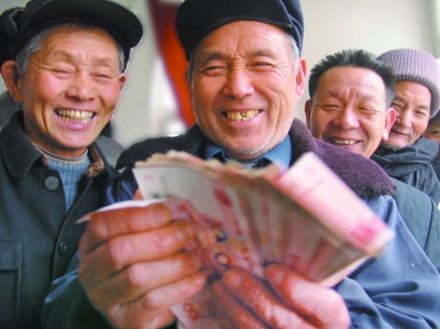  百姓 笑脸印证幸福_党建_共产党员网