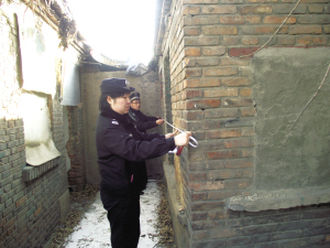 罗君:引导执法队员做好人(图)