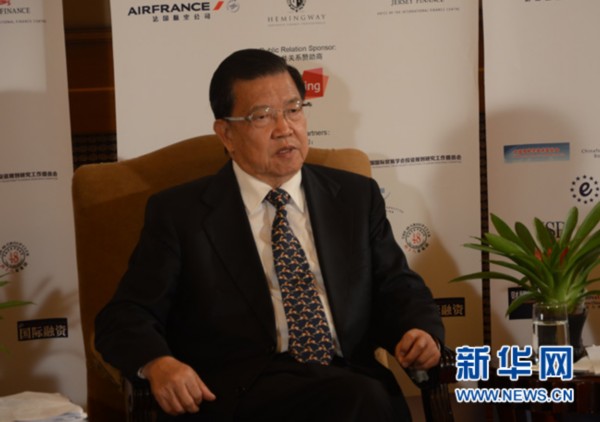 龙永图:中国对外投资的总量将超过吸引外资的