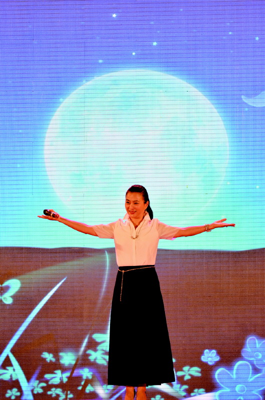 第十三届中国·山东栖霞苹果艺术节精彩纷呈