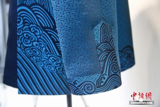 揭秘APEC领导人特色中式服装里的绝活儿