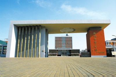 在2015年郑州一中毕业典礼上的致辞