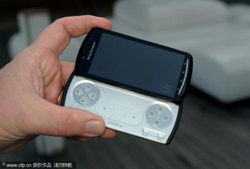Sony Ericsson graps spotlight at Mobile World 
