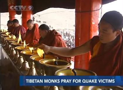 Tibetan monks in Sichuan Province were among the first to help rescue people, after the earthquake shook neighboring Qinghai. 