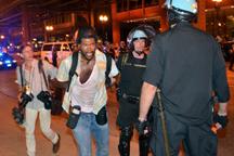 Windy City Chicago draws NATO protesters 