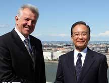 Wen Jiabao rencontre le président hongrois
