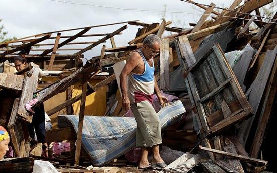US begins to recover from superstorm Sandy C