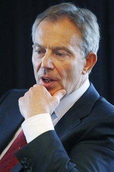 Former&nbsp;British&nbsp;Prime&nbsp;Minister&nbsp;Tony&nbsp;Blair&nbsp;speaks&nbsp;after&nbsp;he&nbsp;addressing&nbsp;delegates&nbsp;attending&nbsp;the&nbsp;Sierra&nbsp;Leone&nbsp;Trade&nbsp;and&nbsp;Investment&nbsp;Forum&nbsp;on&nbsp;'Why&nbsp;I&nbsp;am&nbsp;supporting&nbsp;Sierra&nbsp;Leone',&nbsp;in&nbsp;London&nbsp;Wednesday,&nbsp;Nov.&nbsp;18,&nbsp;2009.&nbsp;Blair&nbsp;is&nbsp;believed&nbsp;to&nbsp;be&nbsp;one&nbsp;of&nbsp;the&nbsp;candidates&nbsp;for&nbsp;the&nbsp;position&nbsp;of&nbsp;the&nbsp;first&nbsp;full-time&nbsp;President&nbsp;of&nbsp;the&nbsp;European&nbsp;Union,&nbsp;whose&nbsp;appointment&nbsp;will&nbsp;be&nbsp;decided&nbsp;by&nbsp;EU&nbsp;leaders&nbsp;at&nbsp;a&nbsp;dinner&nbsp;in&nbsp;Brussels,&nbsp;Thursday&nbsp;Nov.&nbsp;18,&nbsp;2009.(AP&nbsp;Photo/Sang&nbsp;Tan)&nbsp;
