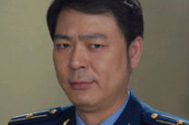 <center><font color=red>處女作來頭大 高亞麟曾是《三國》大將</font></center>