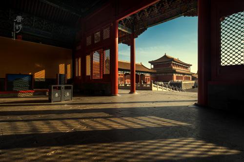 《时光》，2017年1月，摄于北京故宫中右门。苏唐诗 摄