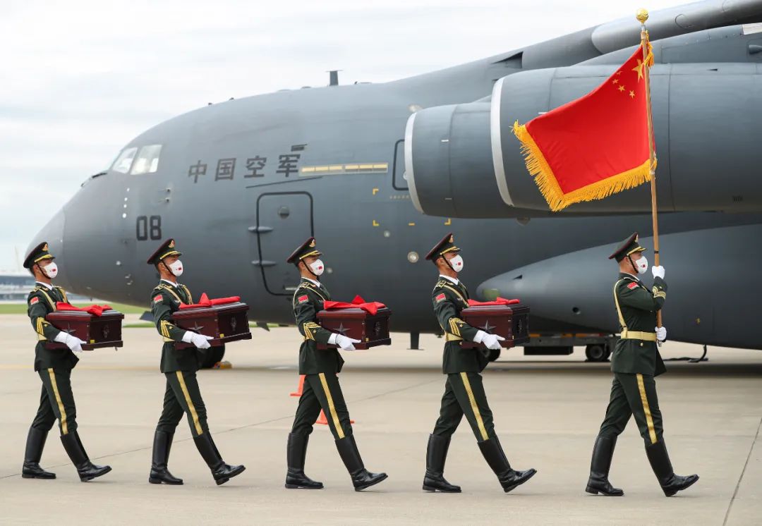 接迎英雄回家 每个细节,都是共和国最高礼遇 以国之名,致敬英烈 此次