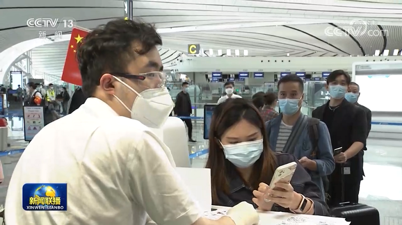 国庆假期中他们坚守岗位用奋斗向共和国深情告白