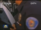 美加州警方接连射杀两男子引发骚乱