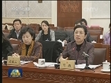 全国人大常委会会议分组审议废止劳动教养制度的议案和调整完善生育政策的决议草案