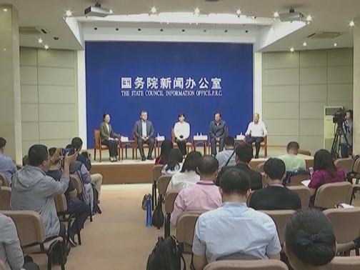 国新办中外记者见面会：基层农业工作者讲述丰收故事