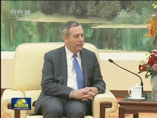 习近平会见美国哈佛大学校长