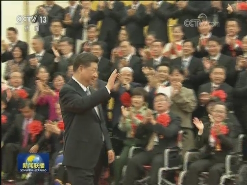 习近平会见第六次全国自强模范暨助残先进表彰大会代表