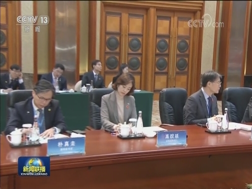 李克强会见韩国总统