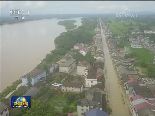 暴雨持续汛情加重 各地积极抗洪抢险
