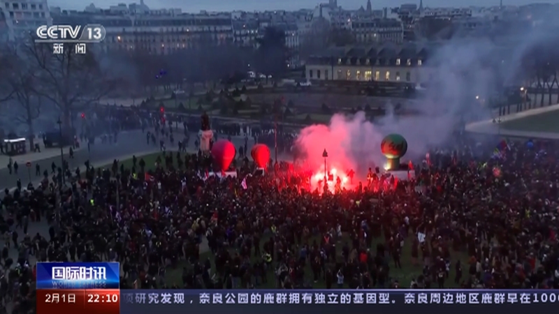 [国际时讯]法国 巴黎抗议人群与警方发生冲突