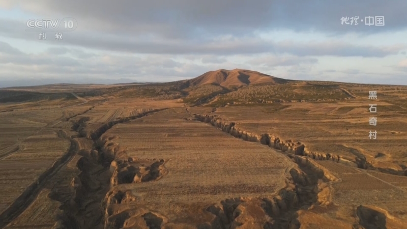 [地理·中国]大同火山群国家地质公园成为世界上唯一一处发育在黄土高原上的火山群