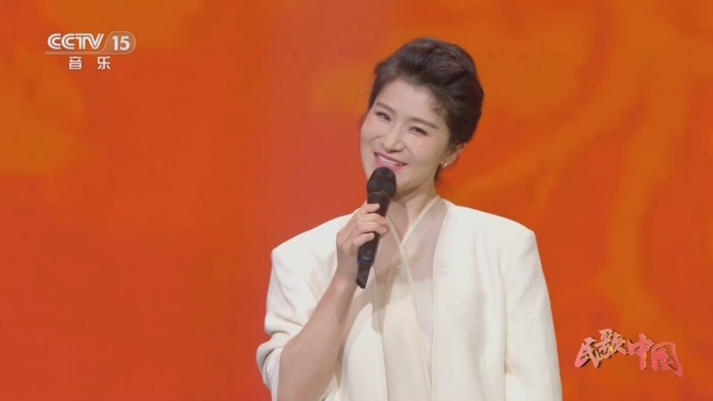 山西民歌《大红公鸡毛腿腿》 演唱:张红丽