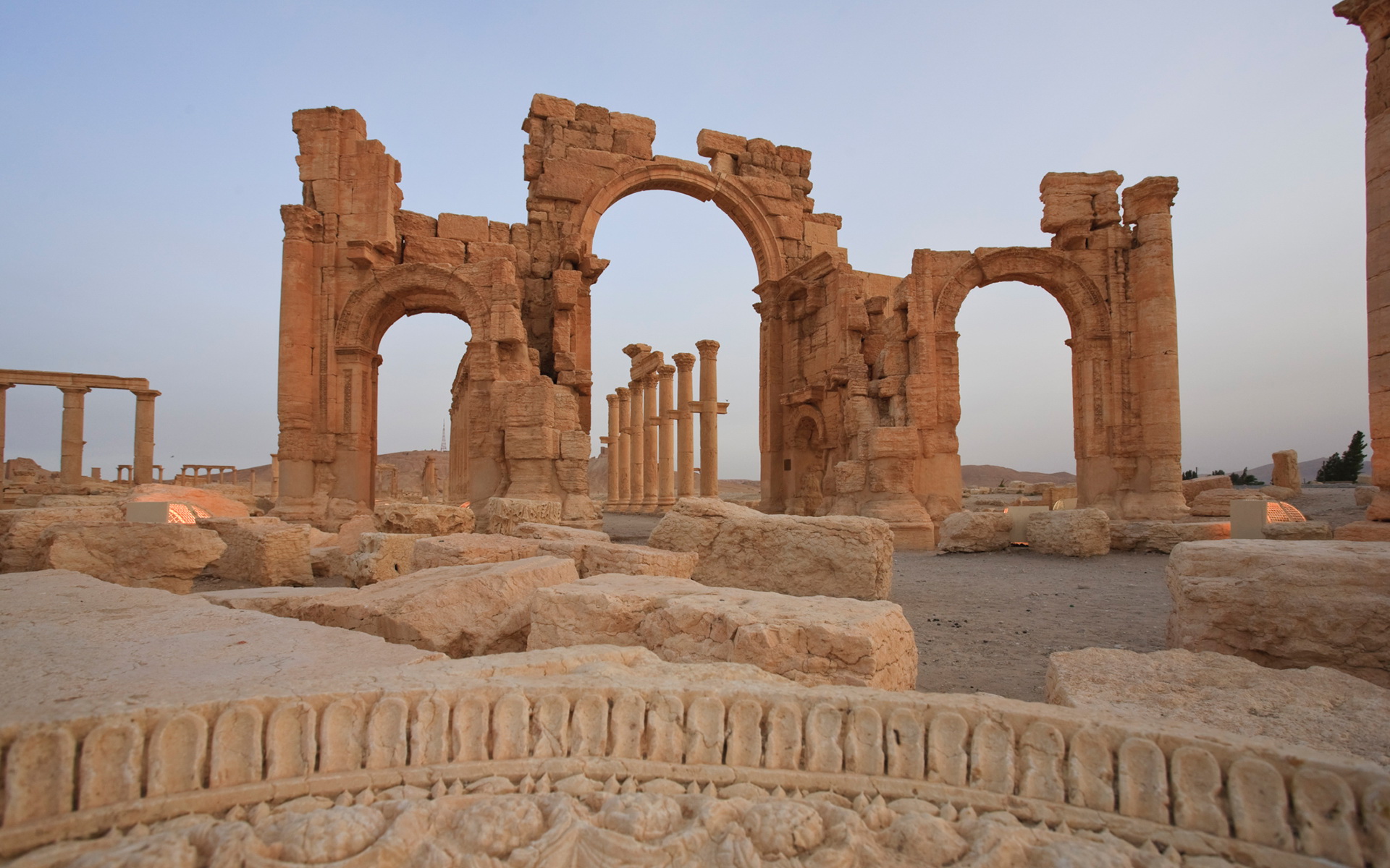 com_mongol home page