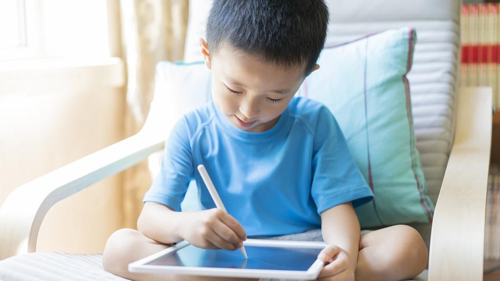 国家智慧教育平台注册用户达1亿