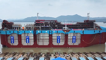 广东：全球首艘自航式养殖工船“湾区伶仃”号下水