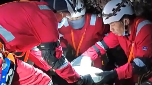 从抵近观察到情感共鸣，用细节讲好航天员故事