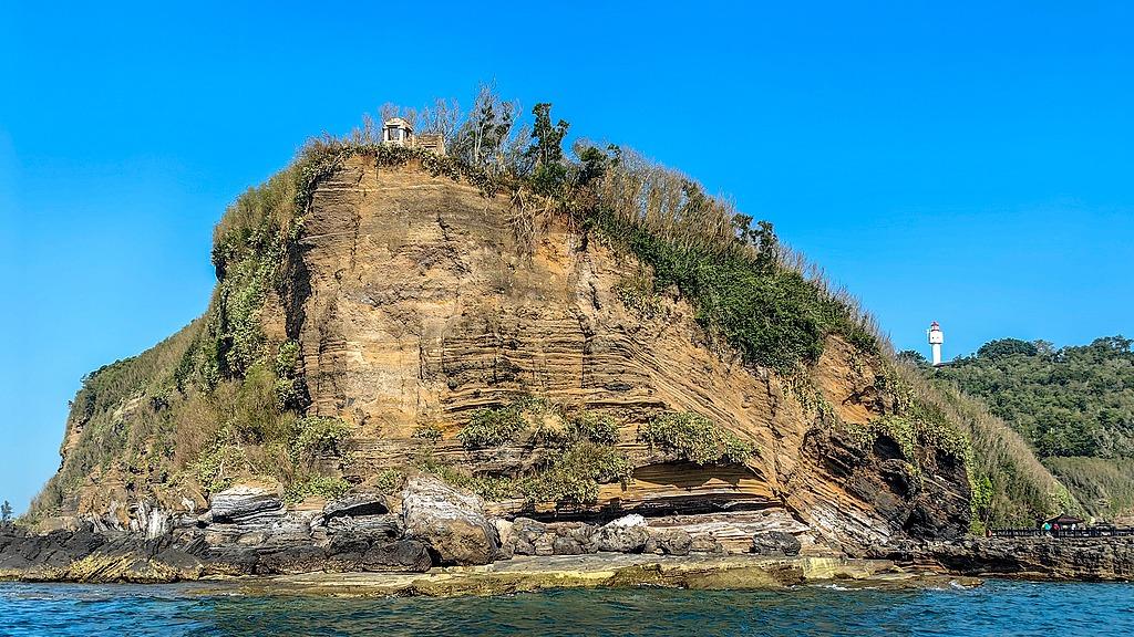 沉寂“宝山”焕新生 探秘矿山遗址、火山遗