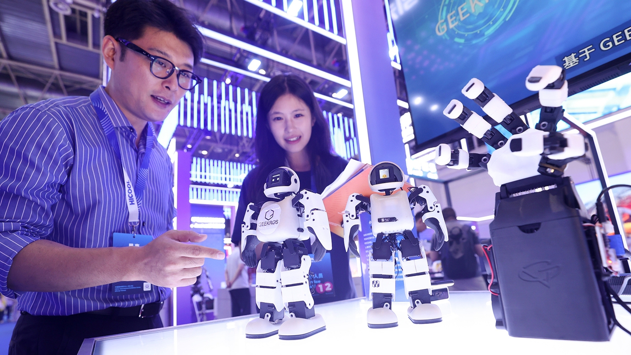 工信部：1—7月规上消费品工业增加值同比