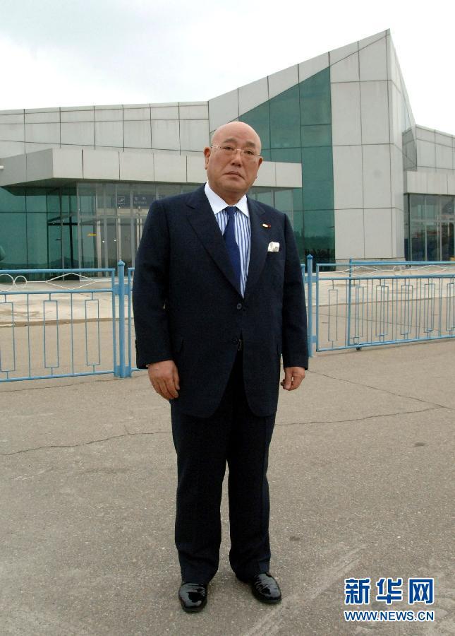 日本首相顾问饭岛勋抵达朝鲜访问