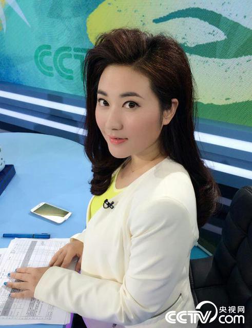 央视体育频道主持人翁晓萌图集