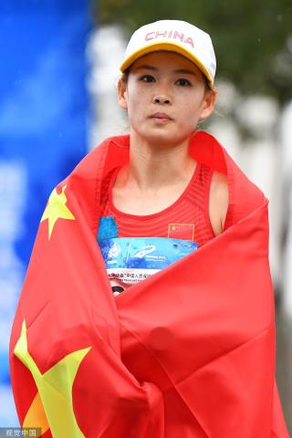 图军运会女子20公里竞走杨家玉获得冠军