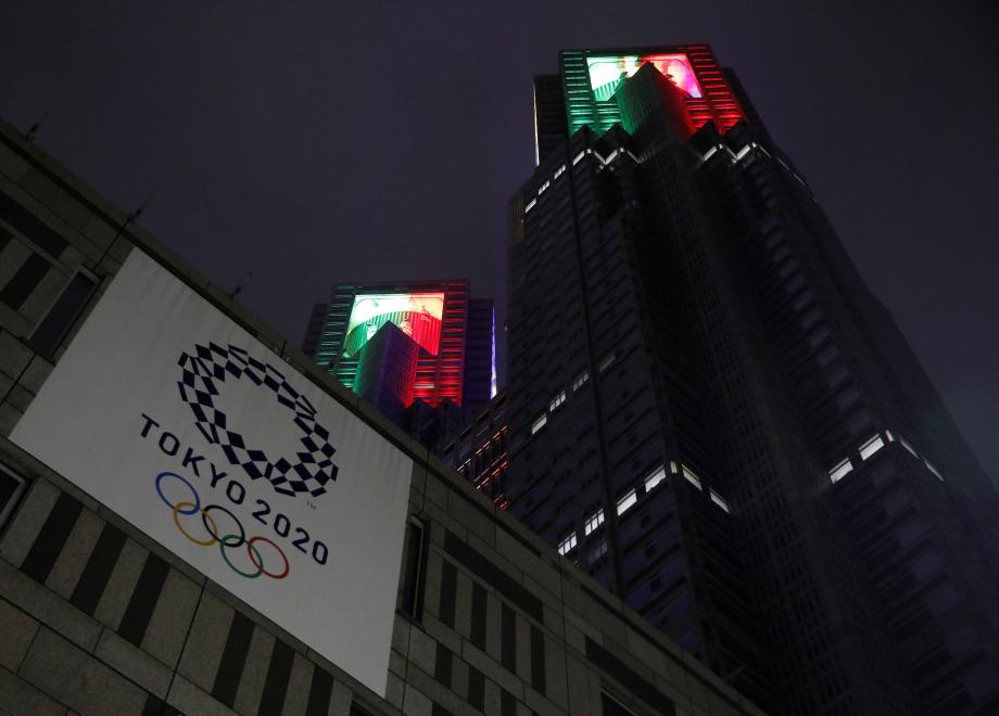 [图]东京奥运倒计时一周年 东京多地点亮外景灯光