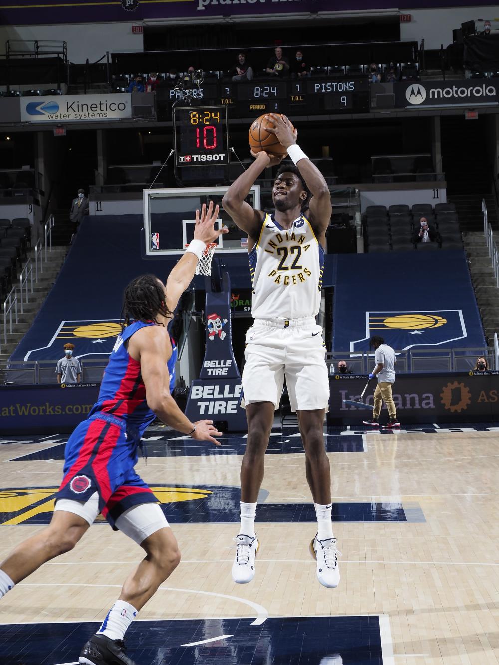 图勒维尔28分步行者主场116111险胜活塞