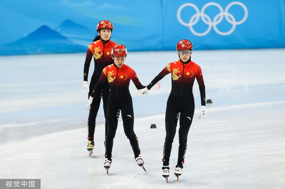 [图]冬奥短道速滑女子3000米接力中国队摘铜 荷兰夺金