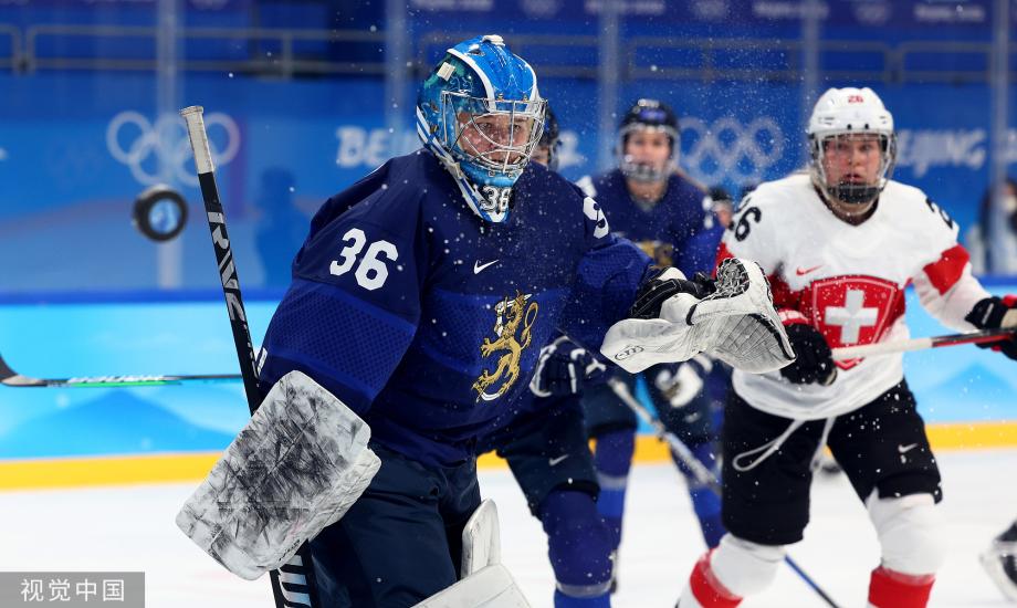 [图]冬奥会冰球女子铜牌赛 芬兰4-0战胜瑞士摘铜