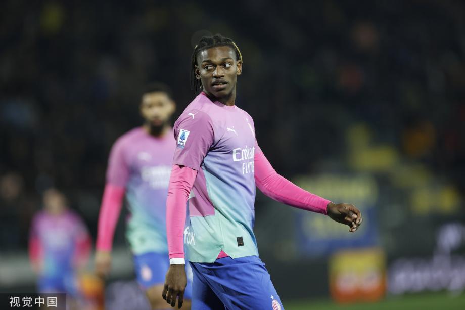 意甲-吉鲁传射约维奇替补制胜 米兰3-2弗洛西诺内