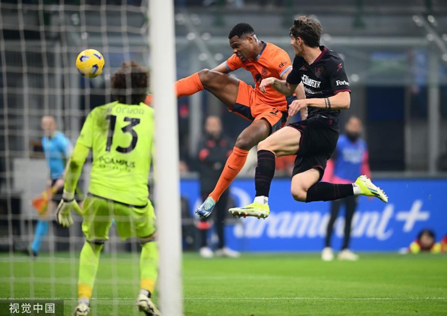 意甲-劳塔罗小图拉姆破门 国际米兰4-0萨勒尼塔纳