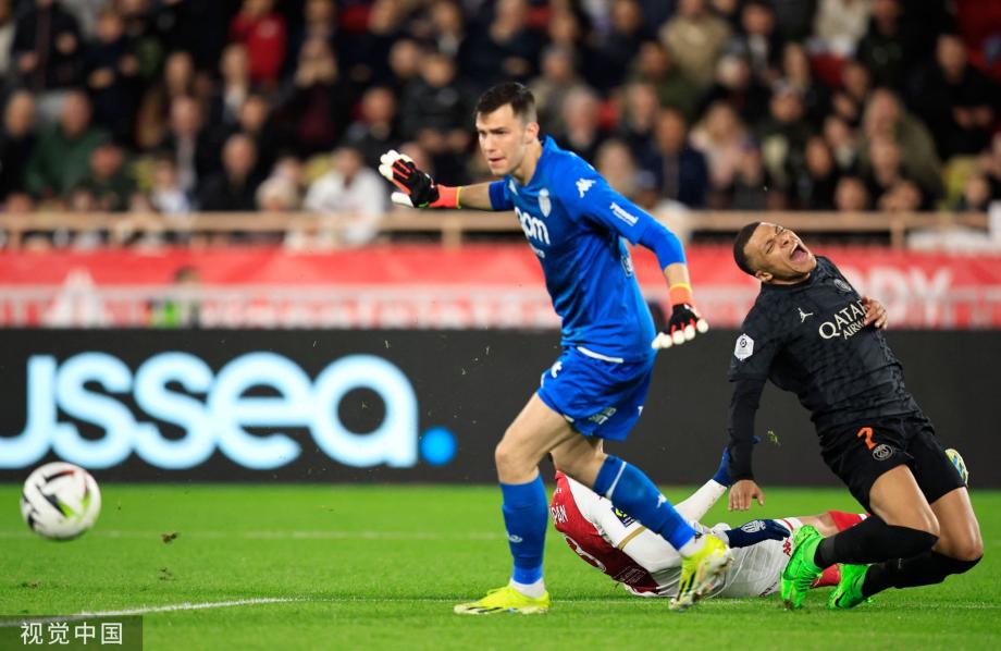 法甲-多纳鲁马救险 巴黎0-0摩纳哥12分领跑